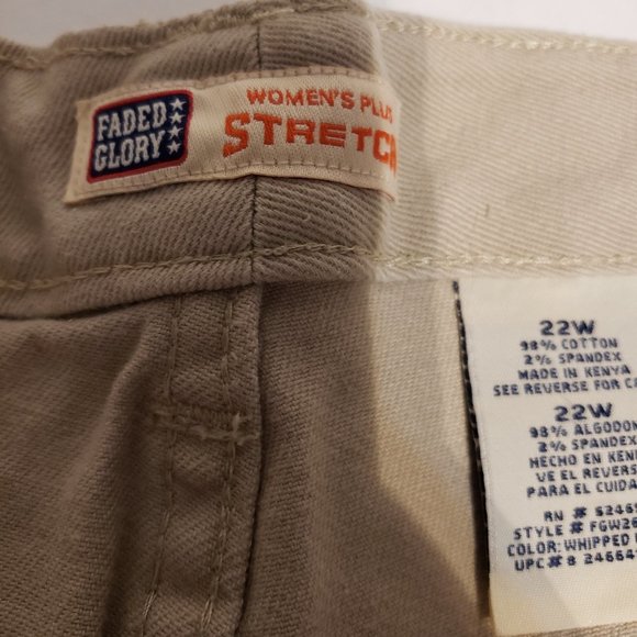 Faded Glory stretch tan shorts 22W - Picture 4 of 4